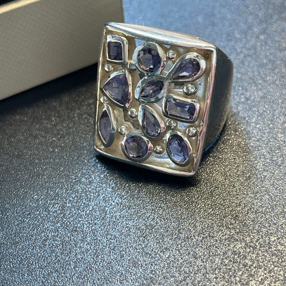 Sterling Silver w Purple Crystal Ring } Size 10 - Picture 1 of 5